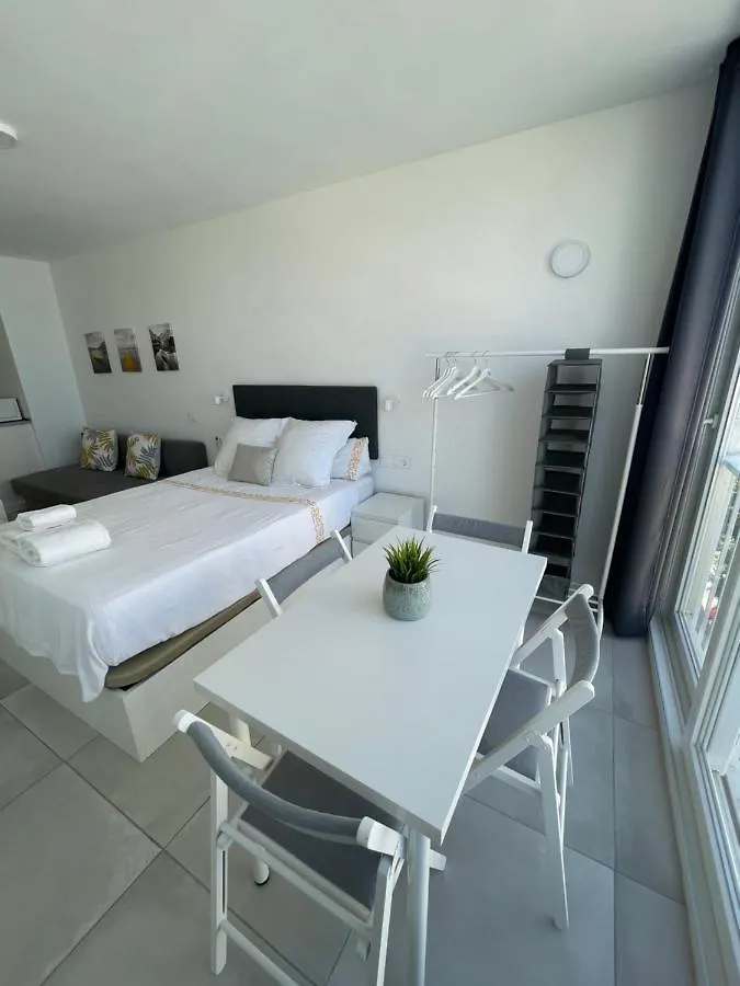 Apartamento En Playa La Carihuela Torremolinos Cascada Summer Apartment Spain
