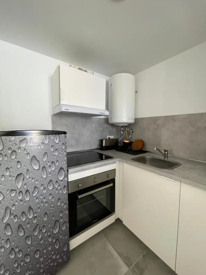 Apartamento En Playa La Carihuela Torremolinos Cascada Summer Apartment 0*,  Spain