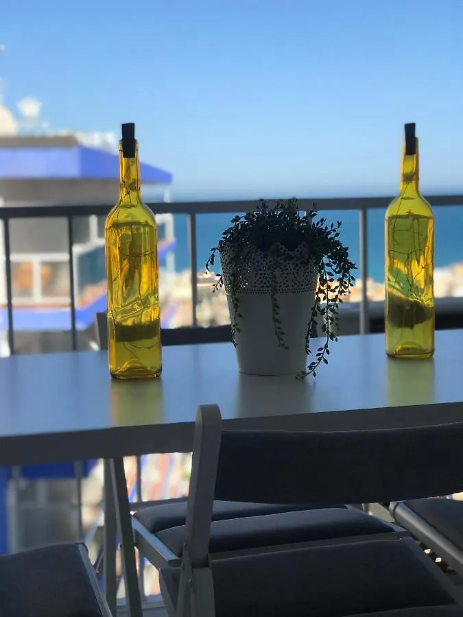 Apartamento En Playa La Carihuela Torremolinos Cascada Summer Apartment